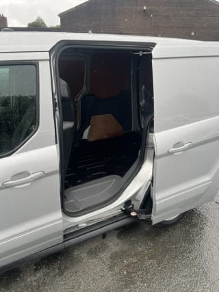 SILVER 2018 FORD TRANSIT CONNECT 200 LTD TDCI - Photo 20
