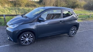 GREY 2015 TOYOTA AYGO X-PLAY VVT-I - Photo 2