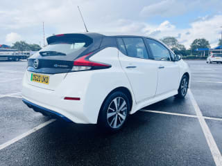 WHITE 2020 NISSAN LEAF ACENTA - Photo 6
