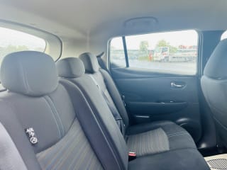 WHITE 2020 NISSAN LEAF ACENTA - Photo 12