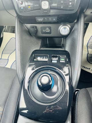 WHITE 2020 NISSAN LEAF ACENTA - Photo 15