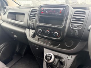 WHITE 2021 RENAULT TRAFIC LL30 B-NESS+ ENERGY DCI - Photo 13