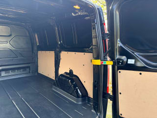 BLACK 2021 FORD TRANSIT CUSTOM 300 TRAIL EBLUE - Photo 8