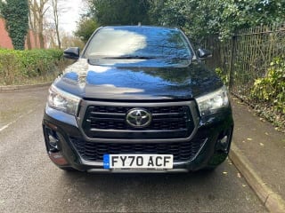BLACK 2020 TOYOTA HILUX INVINCIB X D-4D4WD DCB A - Photo 5