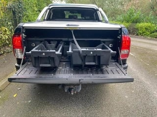 BLACK 2020 TOYOTA HILUX INVINCIB X D-4D4WD DCB A - Photo 7