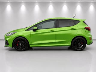 Side profile of the Ford Fiesta ST-3, showing 5-door configuration