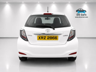WHITE 2014 TOYOTA YARIS 1.3 VVT-I CVT - Photo 6