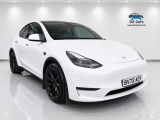 WHITE 2022 TESLA MODEL Y LONG RANGE AWD - Photo 1
