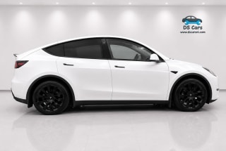 WHITE 2022 TESLA MODEL Y LONG RANGE AWD - Photo 8