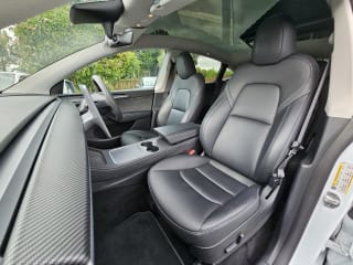 WHITE 2022 TESLA MODEL Y LONG RANGE AWD - Photo 11