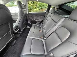 WHITE 2022 TESLA MODEL Y LONG RANGE AWD - Photo 12