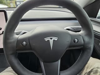 WHITE 2022 TESLA MODEL Y LONG RANGE AWD - Photo 28