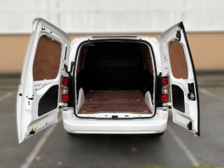 WHITE 2020 VAUXHALL COMBO 2300 SPORTIVE S/S - Photo 7