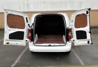 WHITE 2020 VAUXHALL COMBO 2300 SPORTIVE S/S - Photo 8