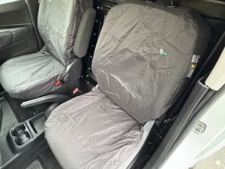 WHITE 2020 VAUXHALL COMBO 2300 SPORTIVE S/S - Photo 17