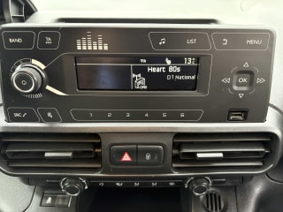 WHITE 2020 VAUXHALL COMBO 2300 SPORTIVE S/S - Photo 21