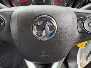 WHITE 2020 VAUXHALL COMBO 2300 SPORTIVE S/S - Photo 25