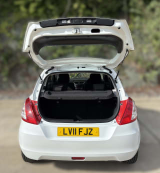 WHITE 2011 SUZUKI SWIFT SZ3 - Photo 7