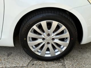 WHITE 2011 SUZUKI SWIFT SZ3 - Photo 36