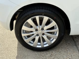 WHITE 2011 SUZUKI SWIFT SZ3 - Photo 37