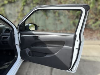 WHITE 2011 SUZUKI SWIFT SZ3 - Photo 10