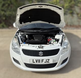 WHITE 2011 SUZUKI SWIFT SZ3 - Photo 40