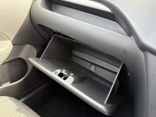 WHITE 2011 SUZUKI SWIFT SZ3 - Photo 22