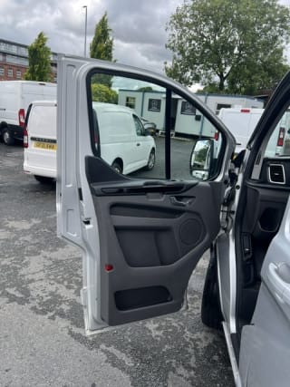 SILVER 2020 FORD TRANSIT CUSTOM 300LIMITD EBLUE - Photo 13