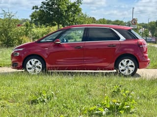 RED 2016 CITROEN C4 PICASSO EXCL + BLUEHDI AUTO - Photo 8