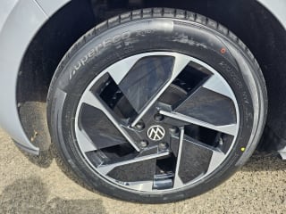 SILVER 2020 VOLKSWAGEN ID3 LIFE - Photo 11