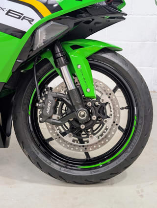 GREEN 2025 KAWASAKI ZX6R - Photo 6