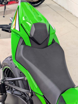 GREEN 2025 KAWASAKI ZX6R - Photo 19