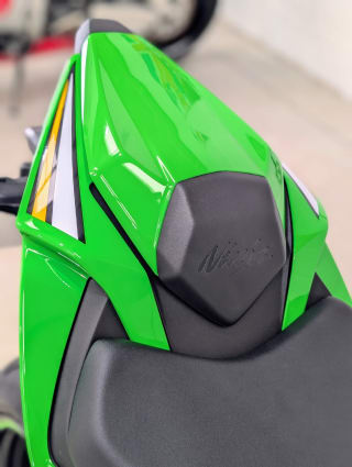 GREEN 2025 KAWASAKI ZX6R - Photo 29