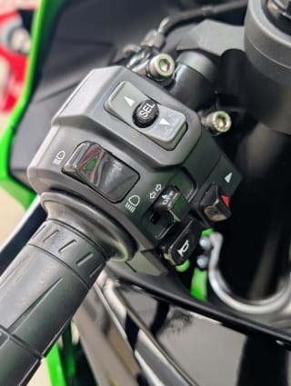 GREEN 2025 KAWASAKI ZX6R - Photo 46