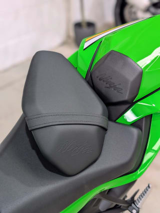 GREEN 2025 KAWASAKI ZX6R - Photo 48