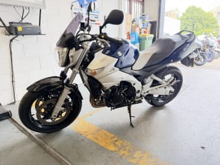 BLUE 2006 SUZUKI GSR 600 K6 - Photo 9