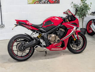 RED 2020 HONDA CBR 650R - Photo 4