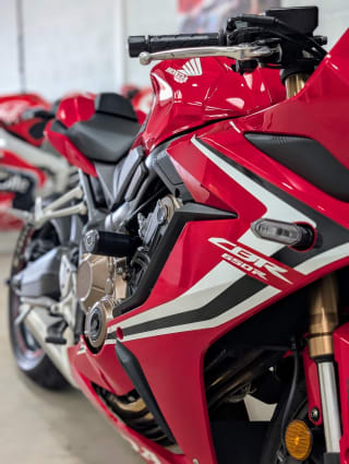 RED 2020 HONDA CBR 650R - Photo 14