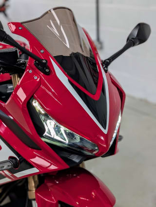 RED 2020 HONDA CBR 650R - Photo 16