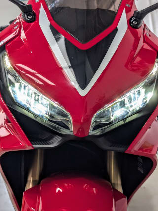 RED 2020 HONDA CBR 650R - Photo 17