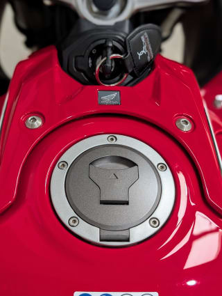 RED 2020 HONDA CBR 650R - Photo 19