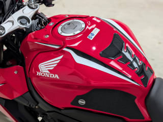 RED 2020 HONDA CBR 650R - Photo 22