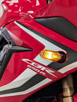 RED 2020 HONDA CBR 650R - Photo 25