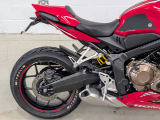 RED 2020 HONDA CBR 650R - Photo 28