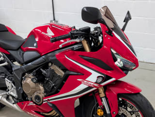 RED 2020 HONDA CBR 650R - Photo 31