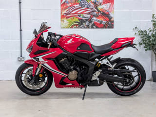 RED 2020 HONDA CBR 650R - Photo 36