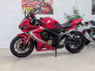 RED 2020 HONDA CBR 650R - Photo 37