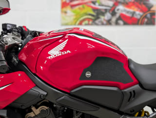 RED 2020 HONDA CBR 650R - Photo 45