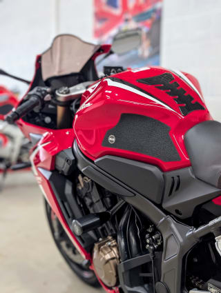 RED 2020 HONDA CBR 650R - Photo 52