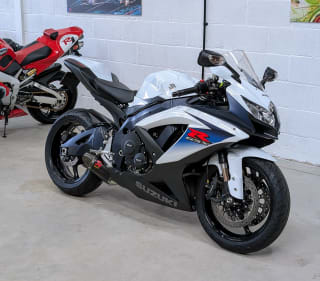 WHITE 2011 SUZUKI GSXR 750 L0 - Photo 3